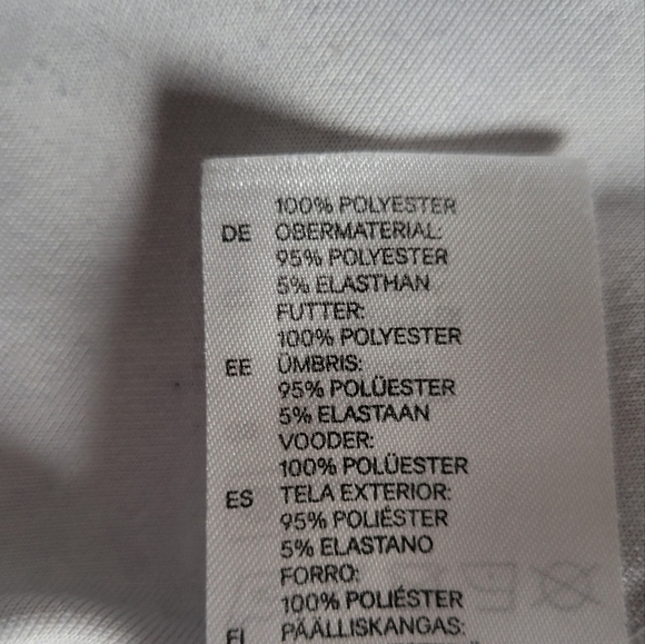 H & M sleeveless peplum top - Picture 3 of 4